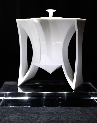 new chi   lighter than white porcelain collection by heinrich wang