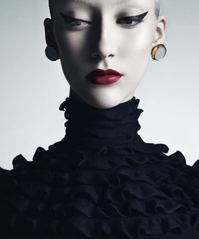 'weird beauty: fashion photography now' at international center of photography