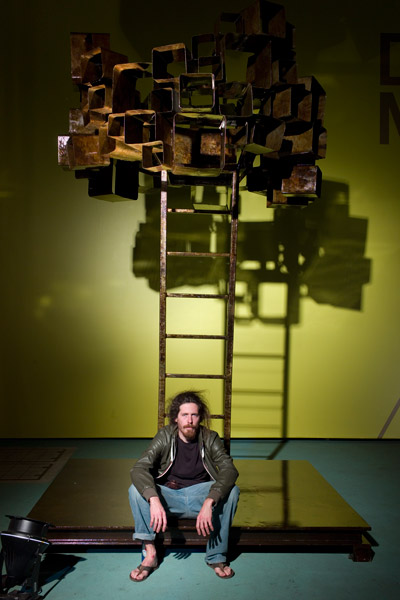 nacho carbonell: playground closes at dusk