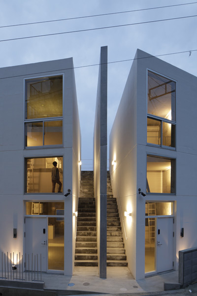 be fun design: skeleton house