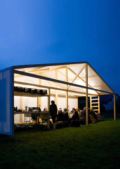 overtreders w: sliced stable