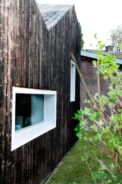 BYTR architects: shou sugi ban