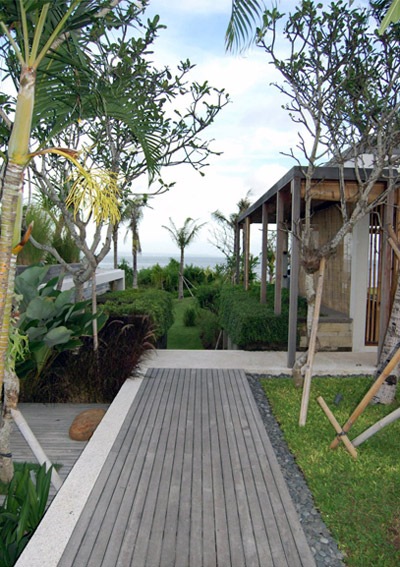 word of mouth: villa tantangan