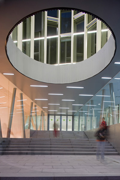 EXIT architects: public library, vallecas