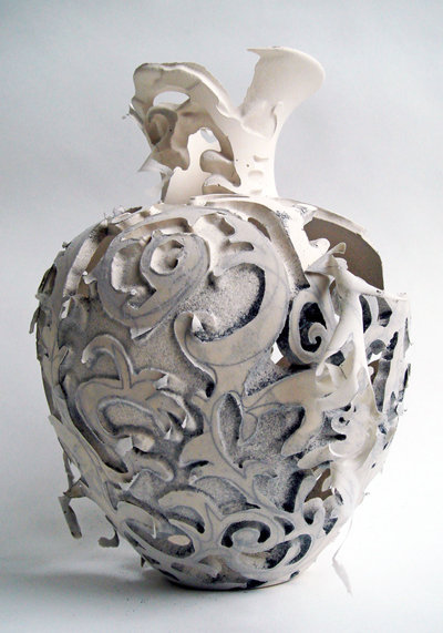 tamsin van essen: vanitas vanitatum vases