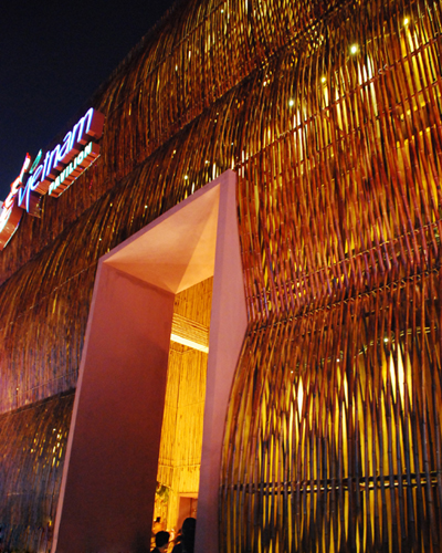 vietnam pavilion at shanghai world expo 2010