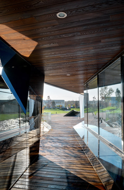 damilano studio architects: officina vidre negre