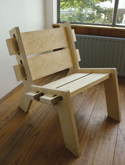 daniel rossi: wedge bench