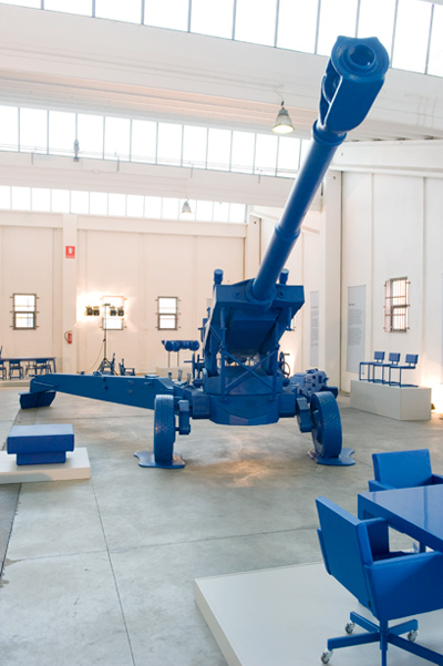 atelier van lieshout for lensvelt   world war III furnication