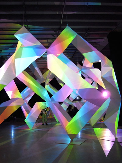 canon neoreal 'prism liquid' by akihisa hirata and kyota takahashi