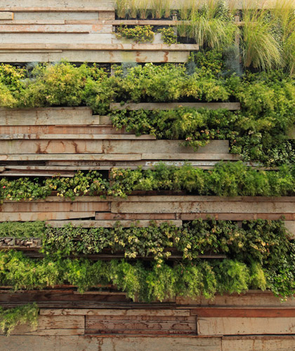 gonzalez moix arquitectura: zentro commercial and office building