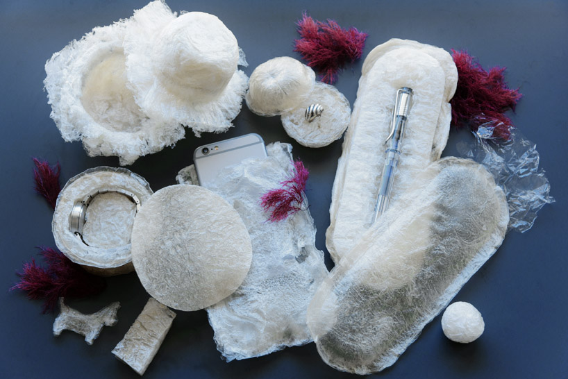 AGAR PLASTICITY — A POTENTIAL USEFULNESS OF AGAR FOR