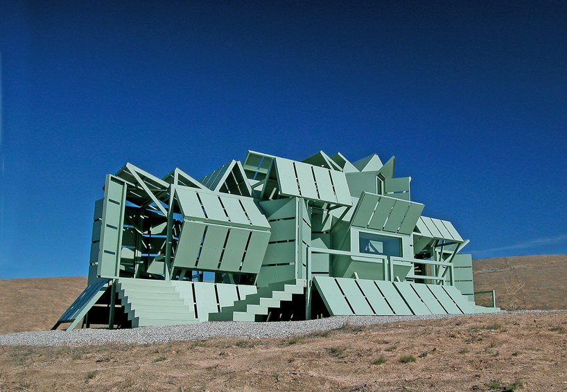 michael jantzen's m-house is a radical retreat with multiple configurations designboom