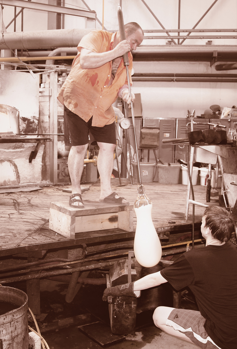 alain gilles chubby glass stool verreum designboom 