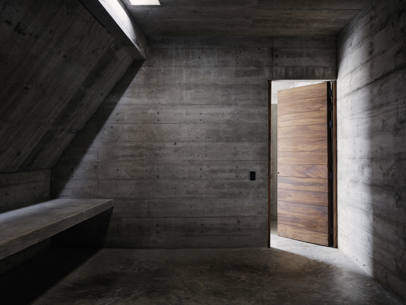 ludwig godefroy blends indoor and outdoor living spaces on the mexican coast designboom