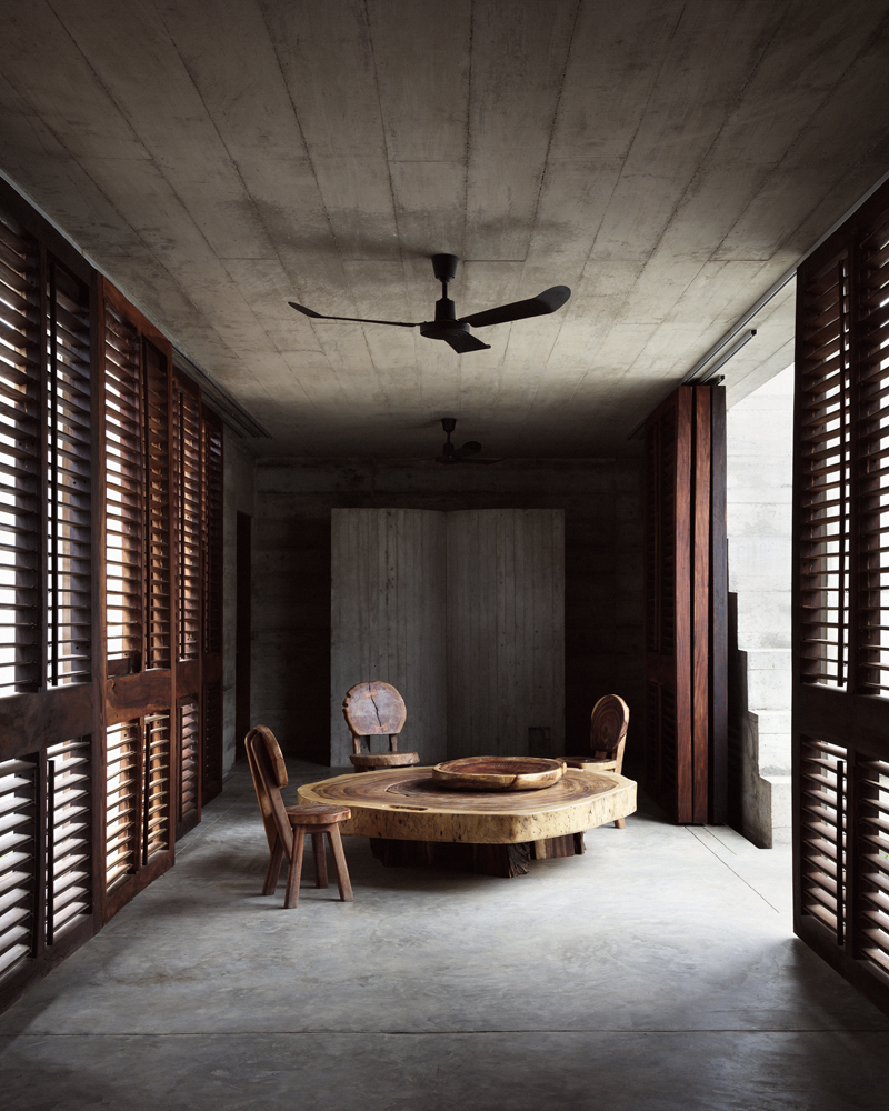 ludwig godefroy blends indoor and outdoor living spaces on the mexican coast designboom