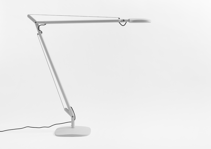 volée task lamp odo fioravanti fontana arte