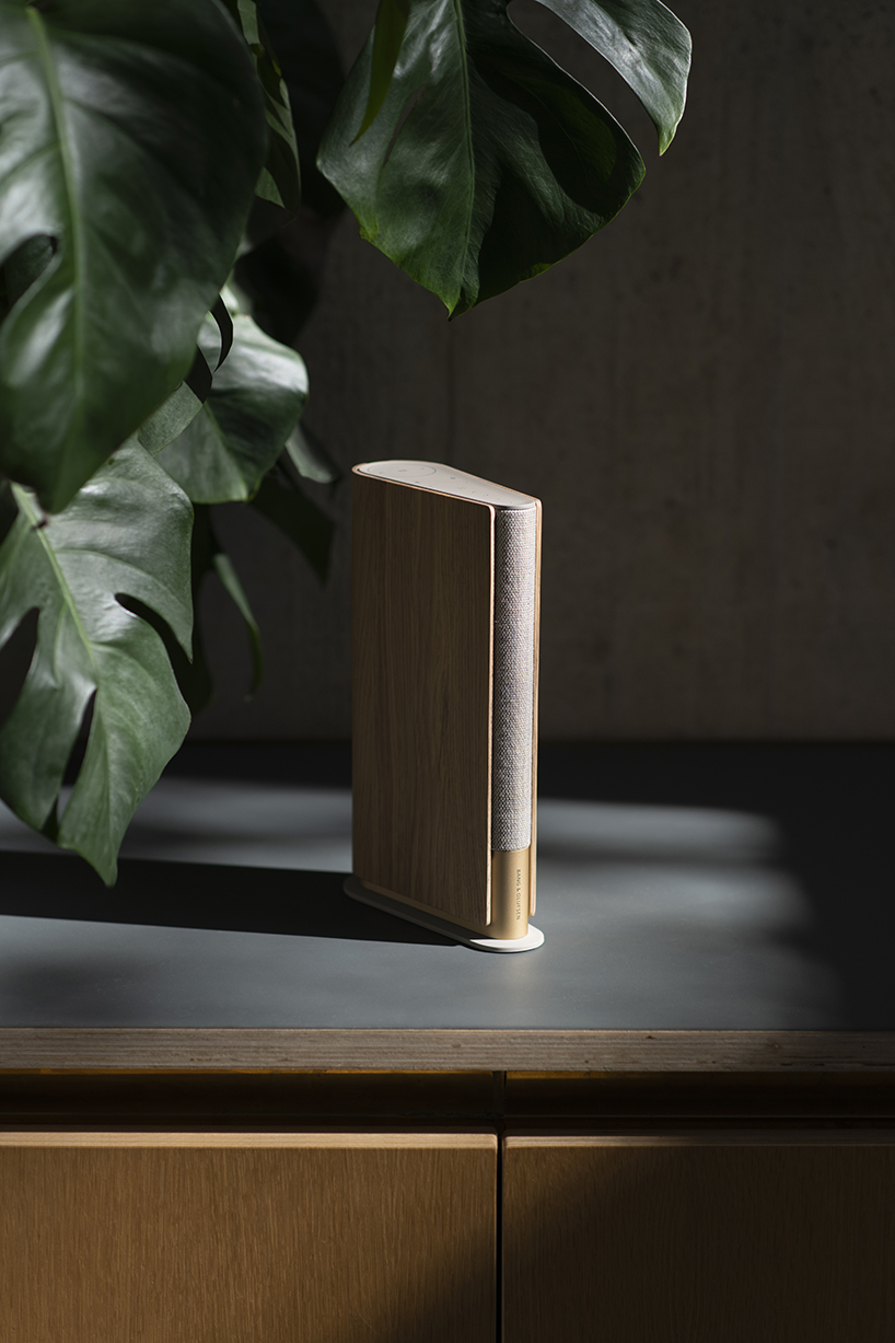 layer x bang olufsen beosound emerge 12