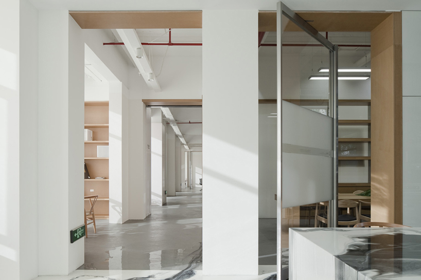 JW associates plants bamboo office interior in shanghai - 3