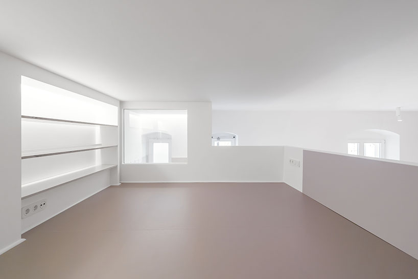 paola bagna + john paul coss refurbish 29 sqm berlin apartment with open kitchen island