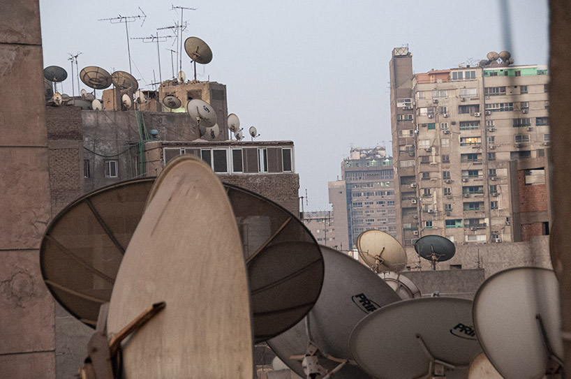 satellite dishes in north african cities, photographed by manuel alvarez diestro designboom