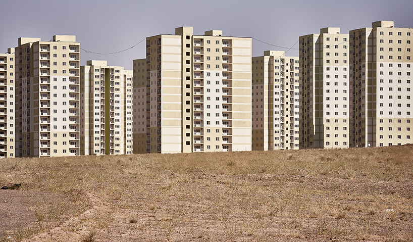 the starkness of iran's desert developments are captured by manuel alvarez diestro designboom
