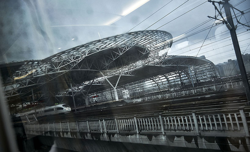 manuel alvarez diestro captures new cities from inside high speed trains in china - 7