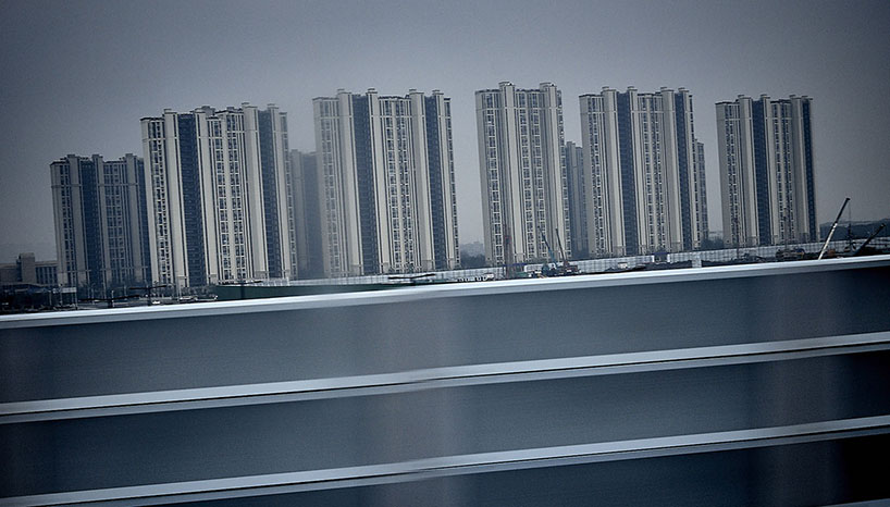 manuel alvarez diestro captures new cities from inside high speed trains in china - 2