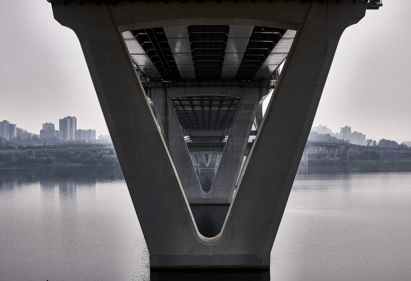 manuel alvarez diestro captures dystopian juxtaposition between urban & natural landscapes