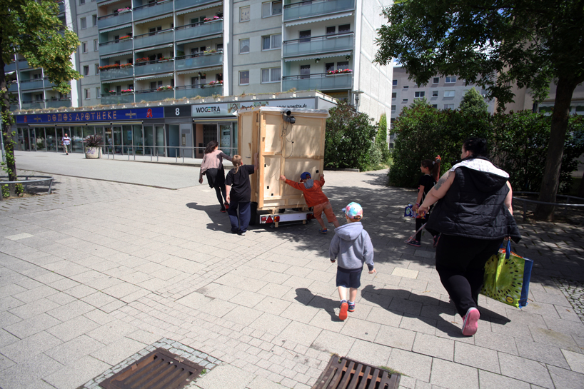 kinotour wagon bruit du frigo cinema pin hole designboom