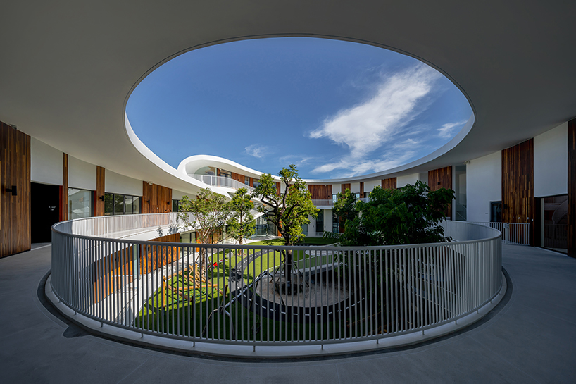 plan architect completes the kensington learning space in bangkok designboom