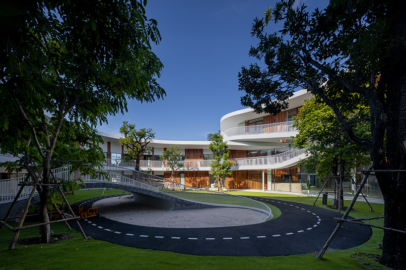 plan architect completes the kensington learning space in bangkok designboom