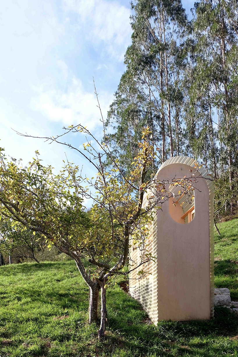 nico goebel's thegoodviewloo is a translucent bathroom in the spanish countryside