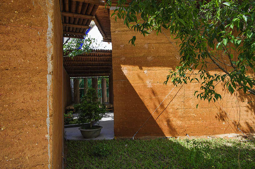 H&P architects: sustainable bamboo, earth and stone pavilion - 7