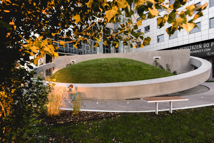 amphitheater brain embassy a new symbol of business part of warsaw 12