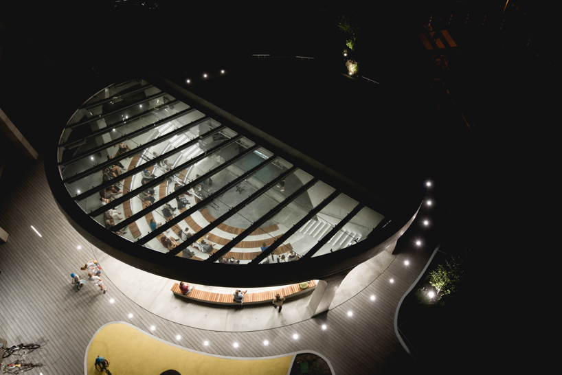 amphitheater brain embassy a new symbol of business part of warsaw 4