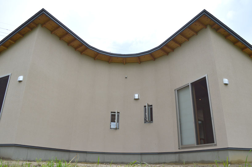 post-disaster residence by fuminori maemi - 2