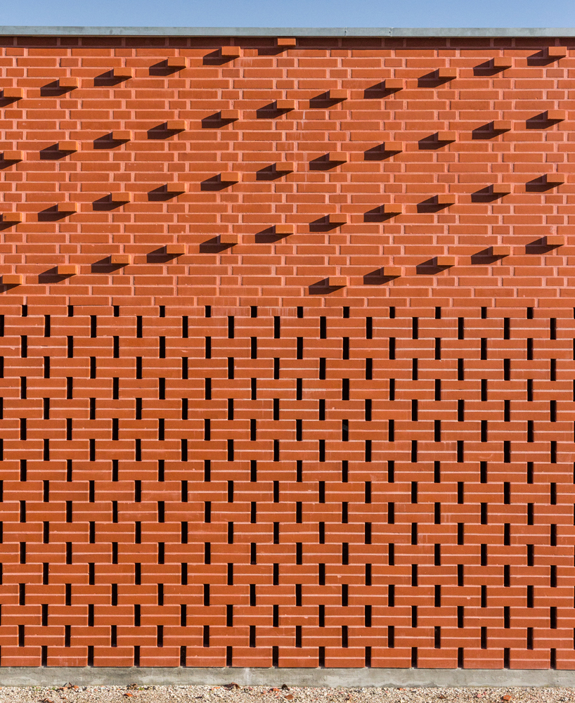 saavedrarquitectura builds brick clad school house in guimarães - 4