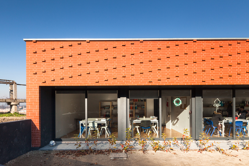 saavedrarquitectura builds brick clad school house in guimarães - 1
