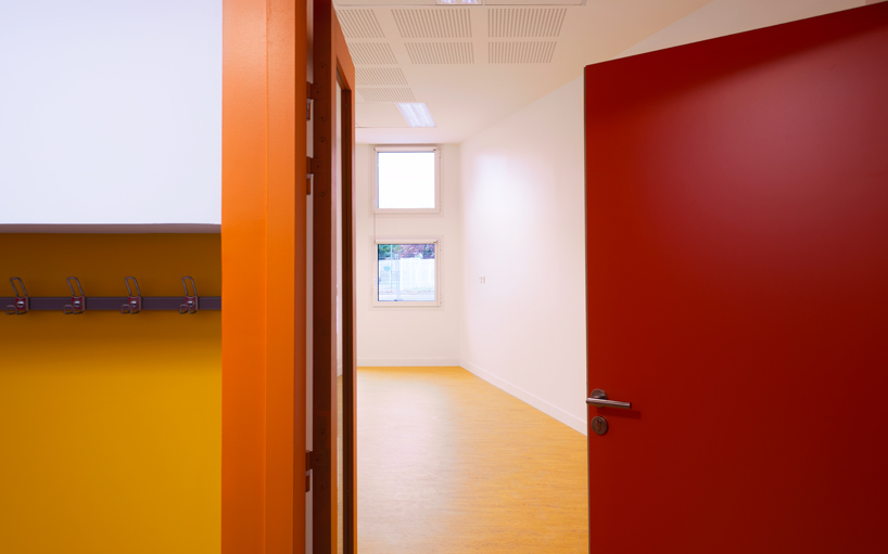 prinvault architectes resurrect the scorched jean moulin school - 6