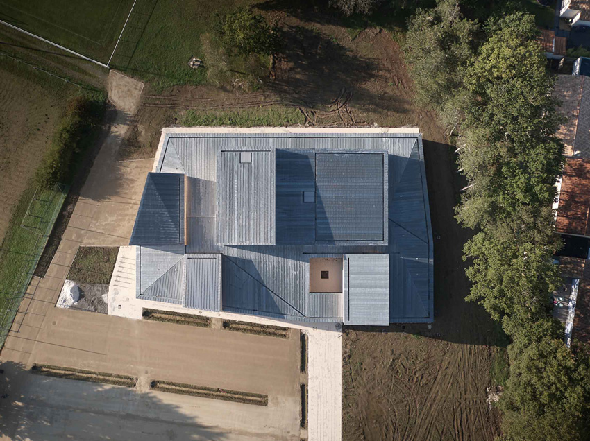 raum architects pierre blanches cultural center of saint jean de boiseau 2