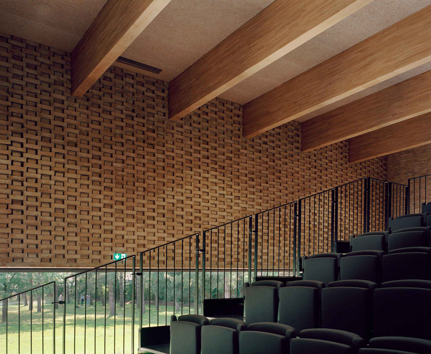 raum architects pierre blanches cultural center of saint jean de boiseau 5
