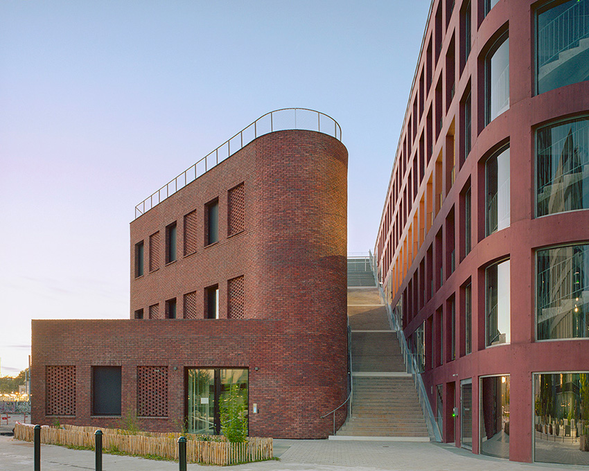 block 5b public car park office building collective housing nantes fr 7