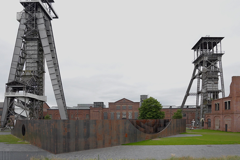 resonance of the invisible 7