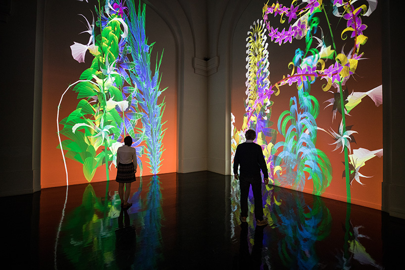 miguel chevalier creates a digital kingdom of flowers in latest exhibit - 6