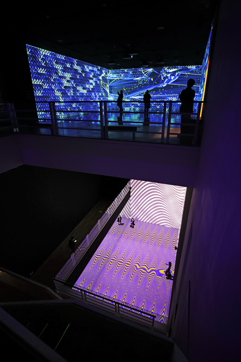 luminous strings, drawing robots, & VR installations mark miguel chevalier's seoul exhibition