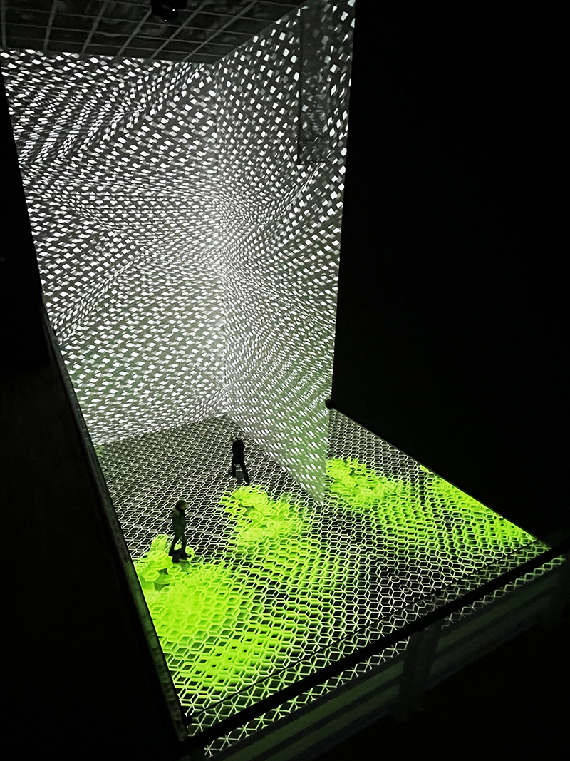 luminous strings, drawing robots, & VR installations mark miguel chevalier's seoul exhibition