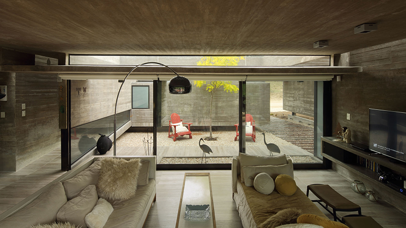 besonias almeida arquitectos s&s house argentina designboom