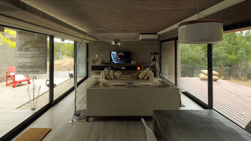 besonias almeida arquitectos s&s house argentina designboom