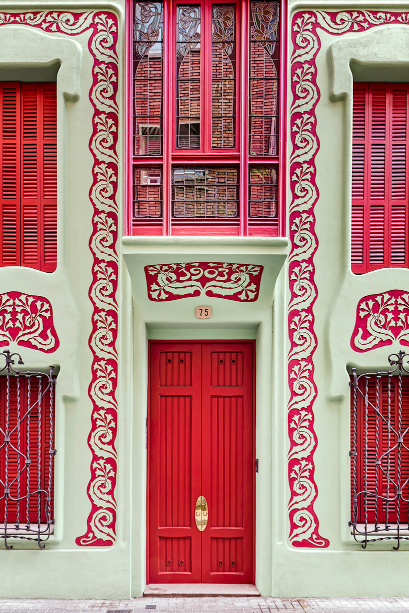 david cardelus 75 padua street facade barcelona designboom